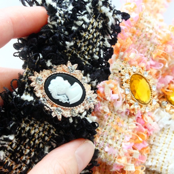 Luxe Tweed Cameo Dog Collar - Picture 4 of 9